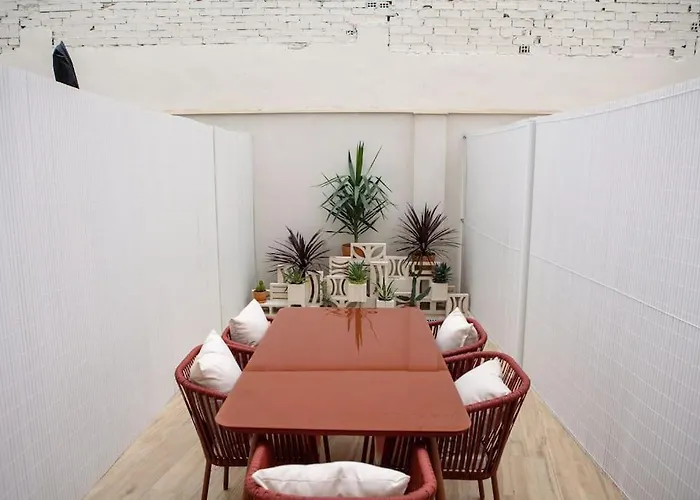 Con Terraza Junto A Ruzafa Apartment *