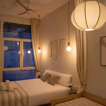 Con Terraza Junto A Ruzafa アパート バレンシア